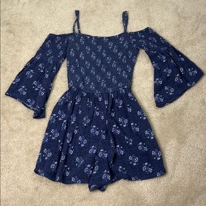 hollister • cold shoulder romper